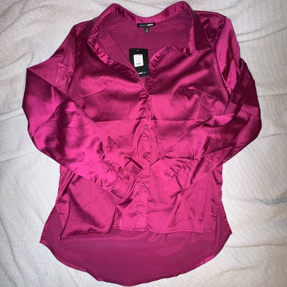 🍷NWT Fashion Niva Button Down
